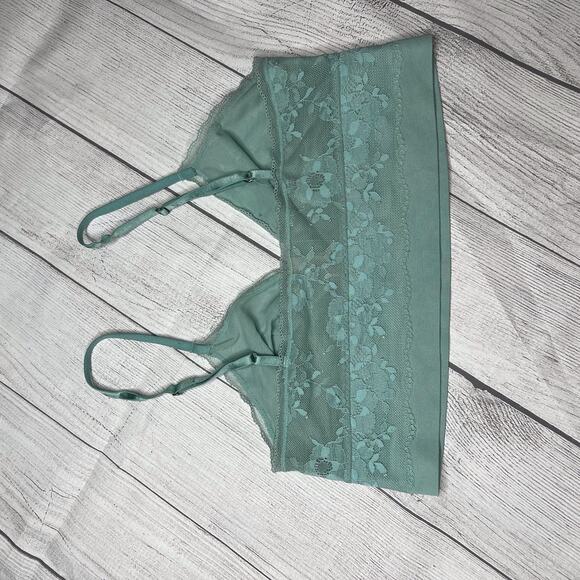 Victoria's Secret Teal Lace Bralette Wireless Lightly Lined Size Medium - Picture 4 of 8